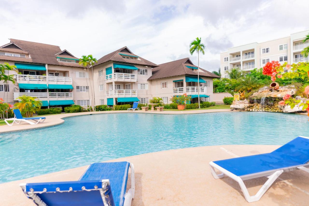 Seaport Paradise - 4