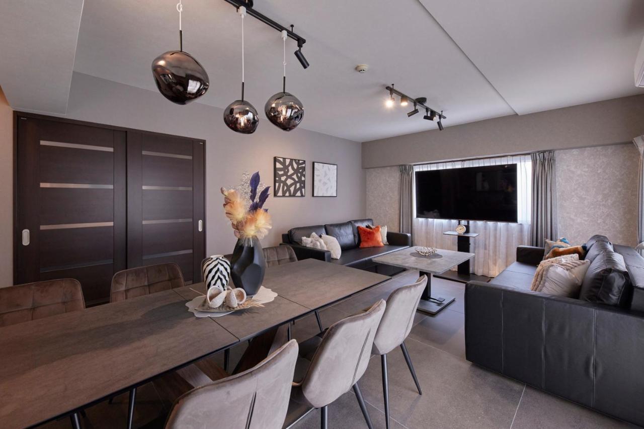 GRACIAS KUROMON by eni