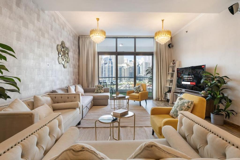 Royal King Size Stay 2BR With Marina View