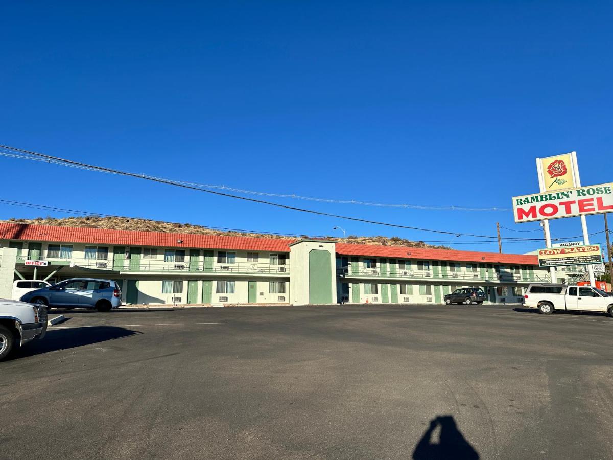 Ramblin Rose Motel — photo 3