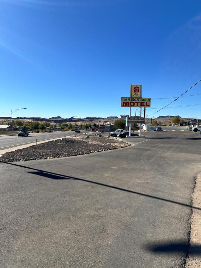 Ramblin Rose Motel — photo 2