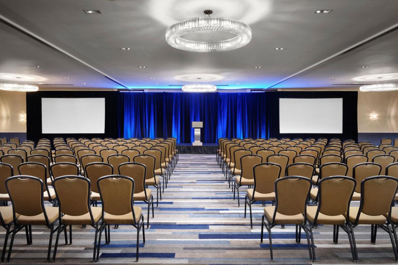 Nashville Airport Marriott - 4