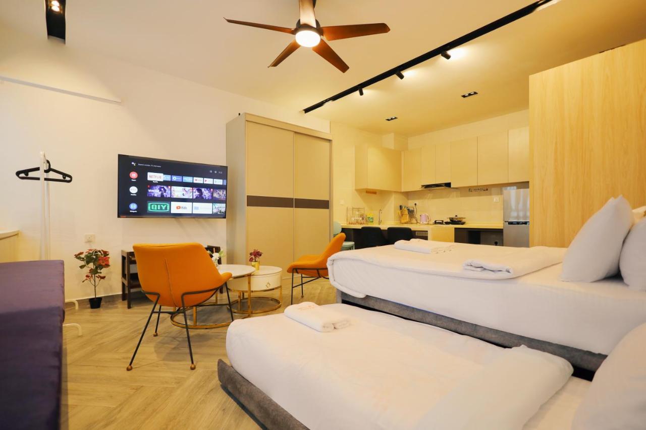 Country Garden Danga Bay Premium Unit - 2