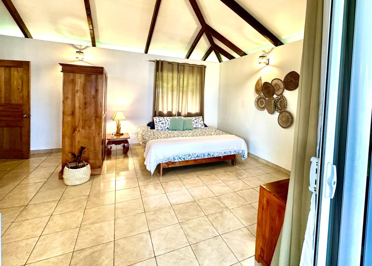 O'coco Bungalow- Breathtaking waterfront views, endless memories - 2