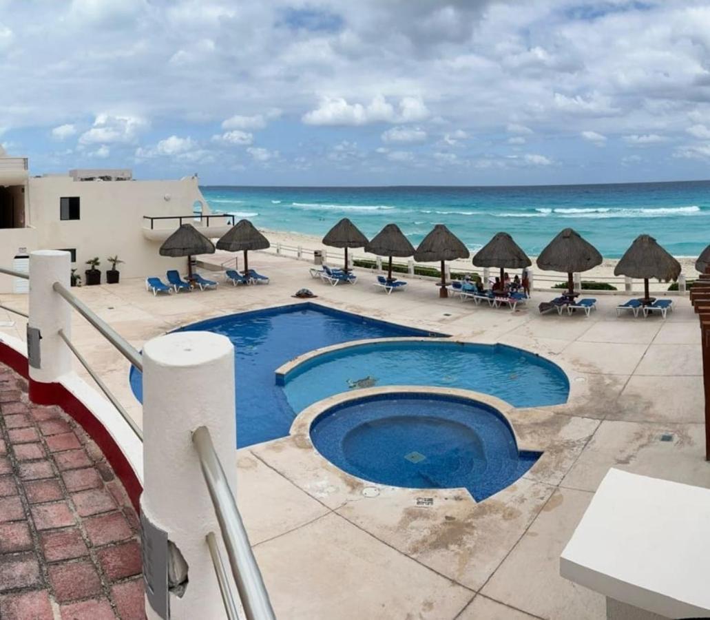 Ocean view front beach villa - 4