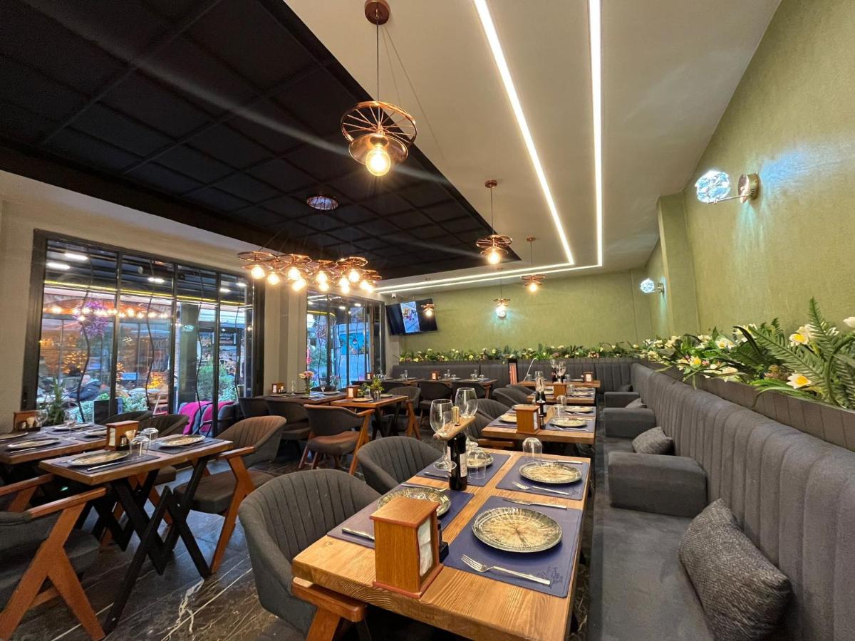 SkyLife OldCity Hotel - 4