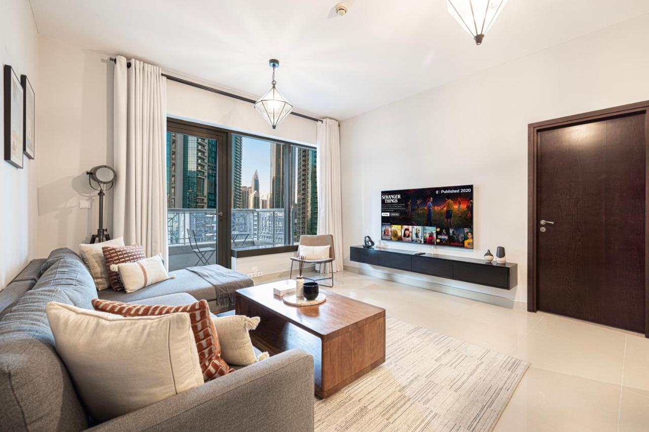 Your 2BR with Burj Khalifa View - 4