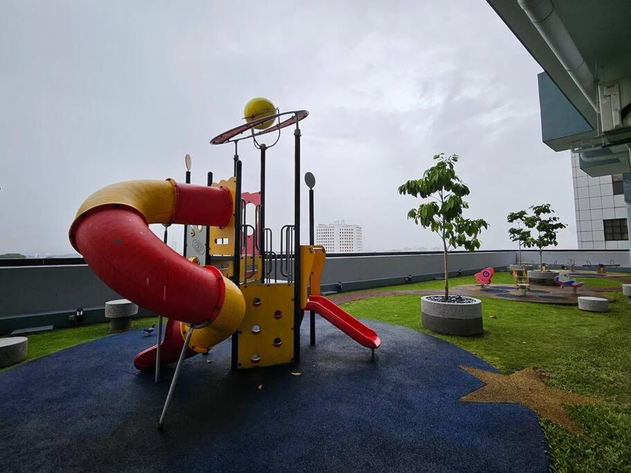 JB Town Twin Galaxy Studio 2 Pax Couple Studio - 2