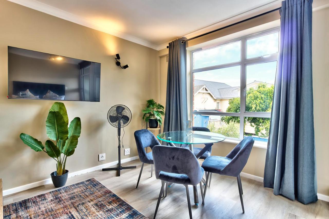 Charming studio in Green Point - 4