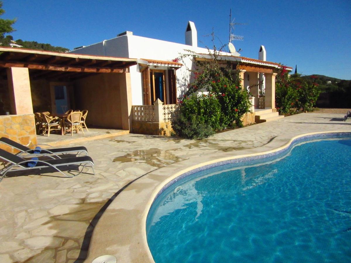 Alluring Villa in St Josep de sa Talaia With Swimming Pool ...