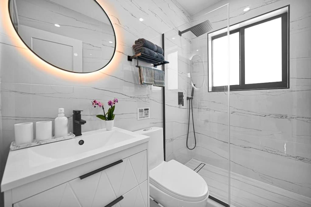 Modern Private Oasis by Design District & Wynwood - 3