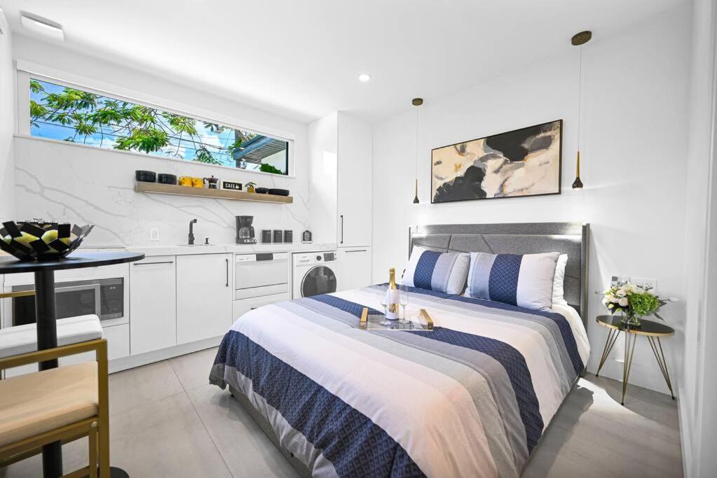 Modern Studio Near Design District, Wynwood - 4