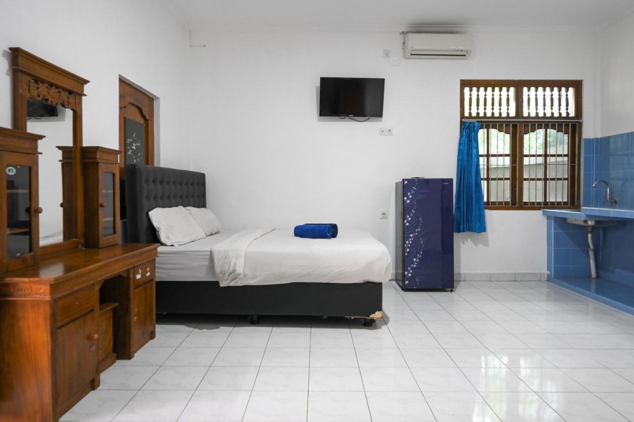 Ceria Guesthouse Seminyak Mitra RedDoorz - 5