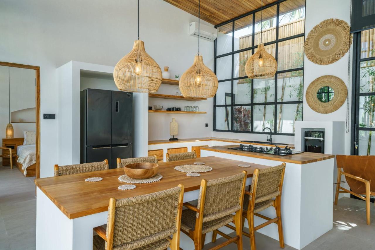 Villa Akra - Uluwatu by Yolla Hospitality - 3