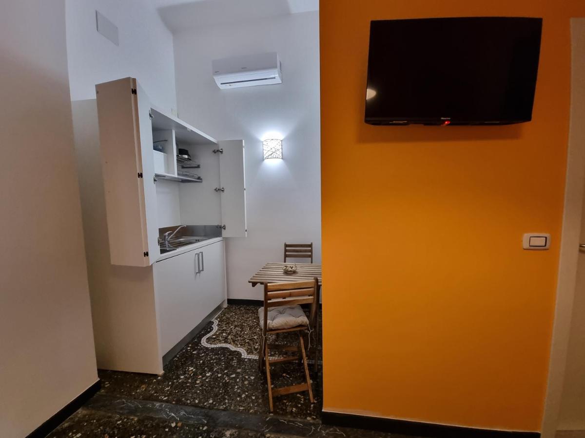 Affittacamere A Filippo's Room by the Sea - Gaslini - 4