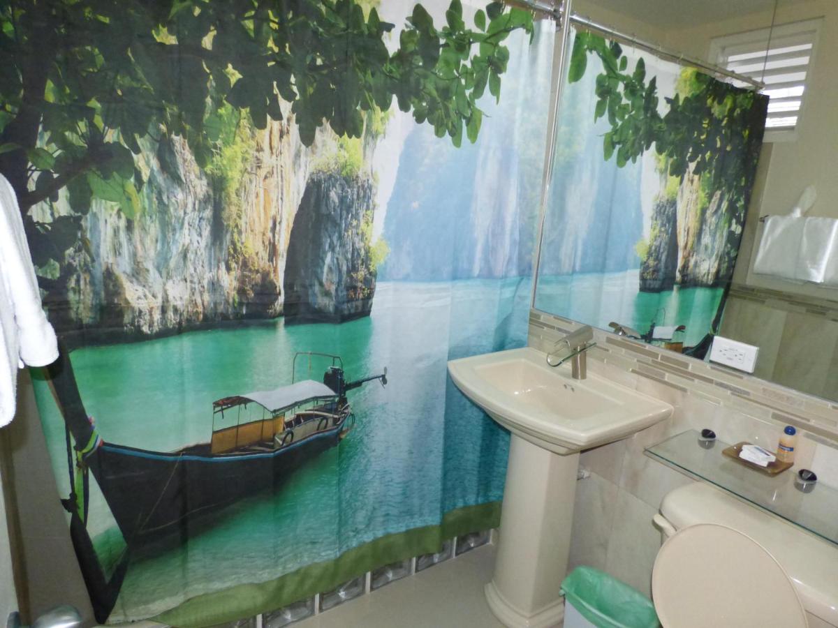 Beach One Bedroom Suite A29 - 3