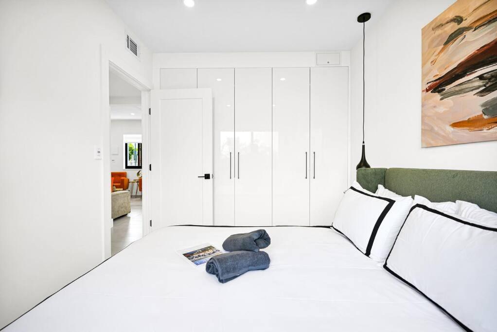 Stylish Oasis in Design District, Near Wynwood - 4