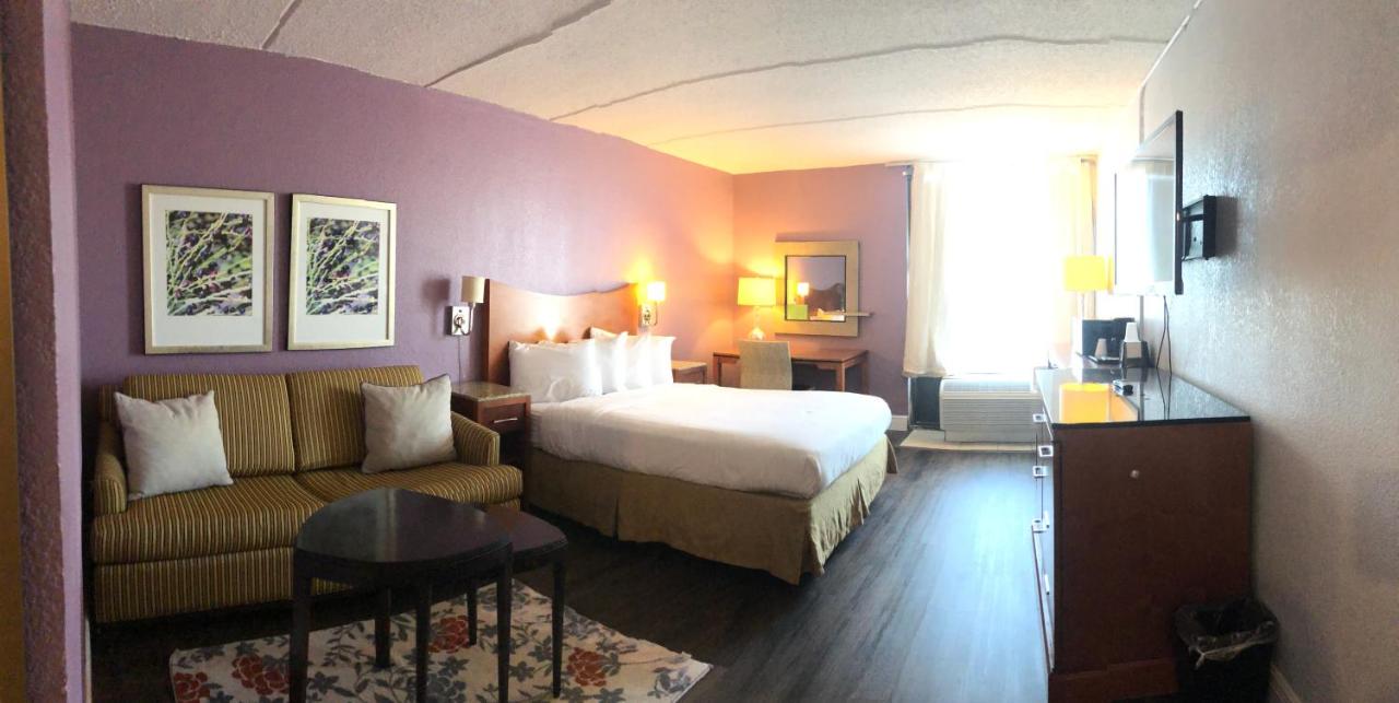 Spindletop Motel — photo 14