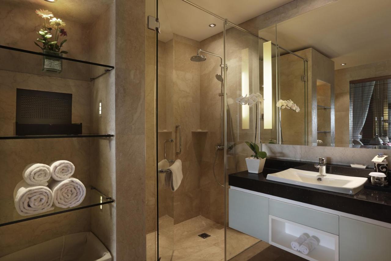 Puri Santrian Beach Resort And Spa - 3