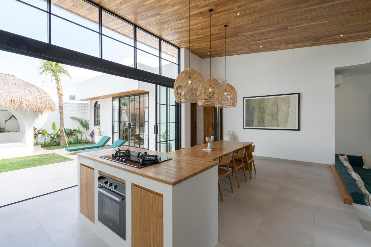 Villa Emerald - Uluwatu by Yolla Hospitality - 5