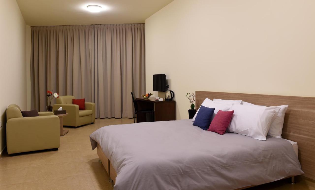 Byblostar Hotel photo
