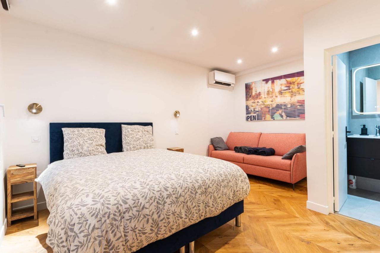 Town House Nation, Bastille, AC by LCC Agency - 2