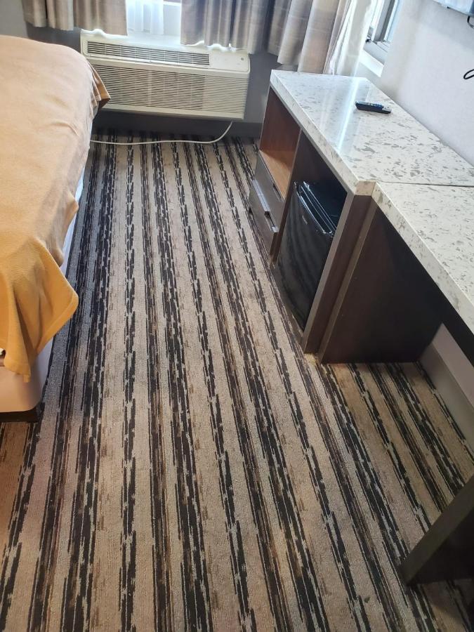 The Essence Hotel at JFK — photo 14