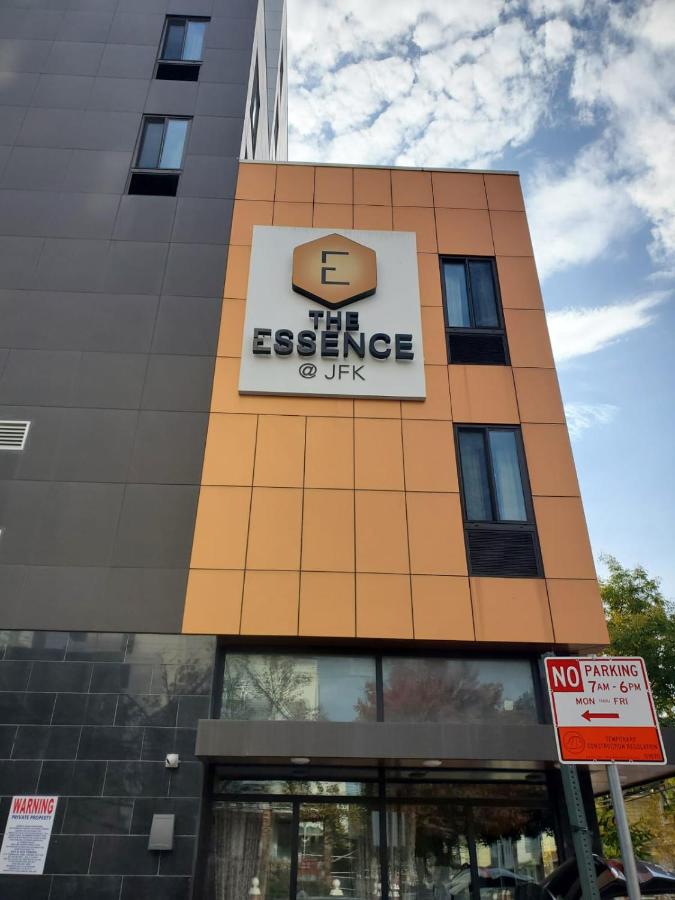 The Essence Hotel at JFK — photo 15