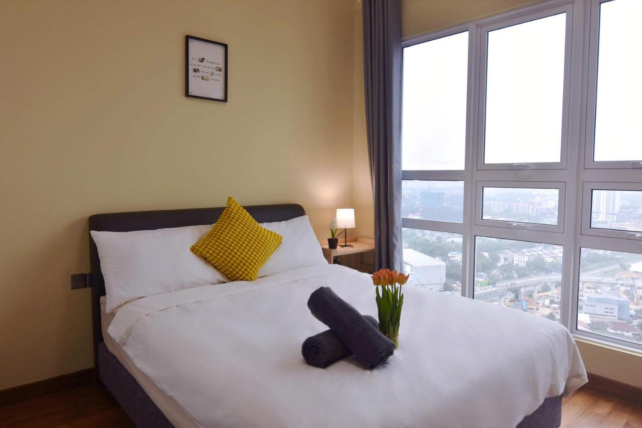 Cozy 1BR Suite at TriTower Steps to JB CIQ - 4