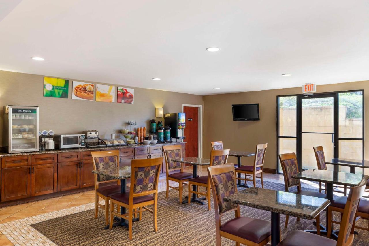 Claremont Inn — photo 4