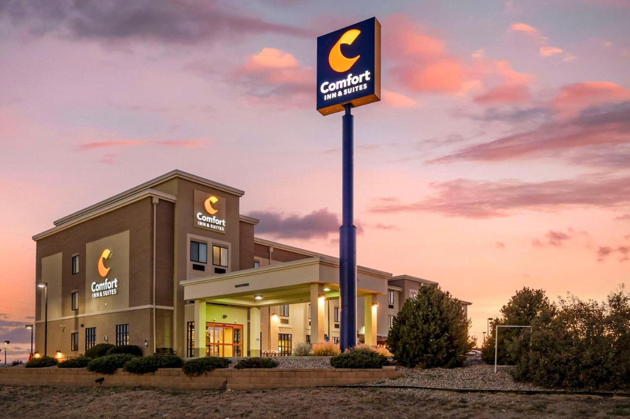 Image: Comfort Inn & Suites