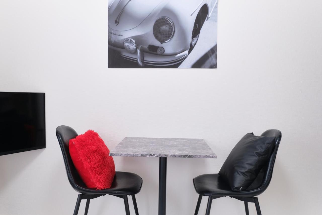 Seacrest Nakanobu by Tranova - 2