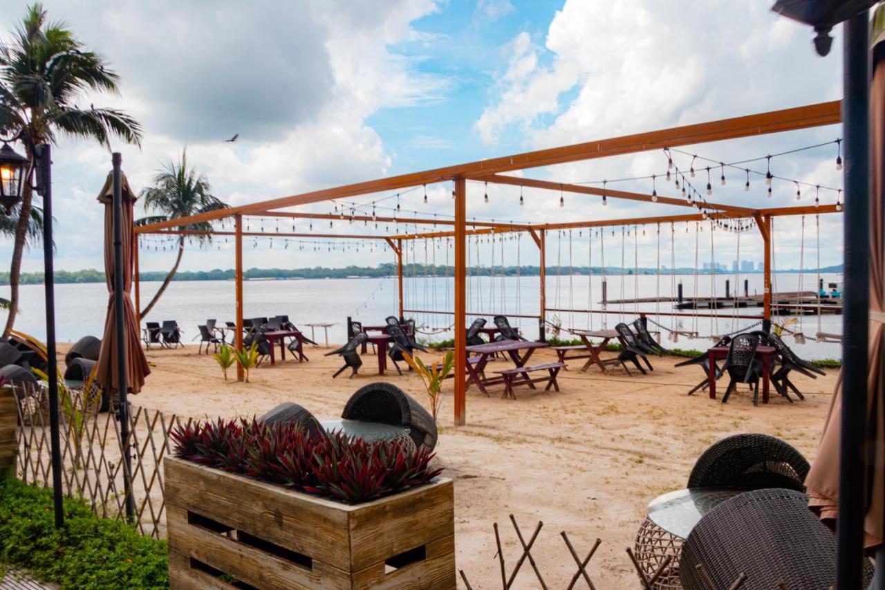 Country Garden Danga Bay Amberside by R9 HomeStay - 5
