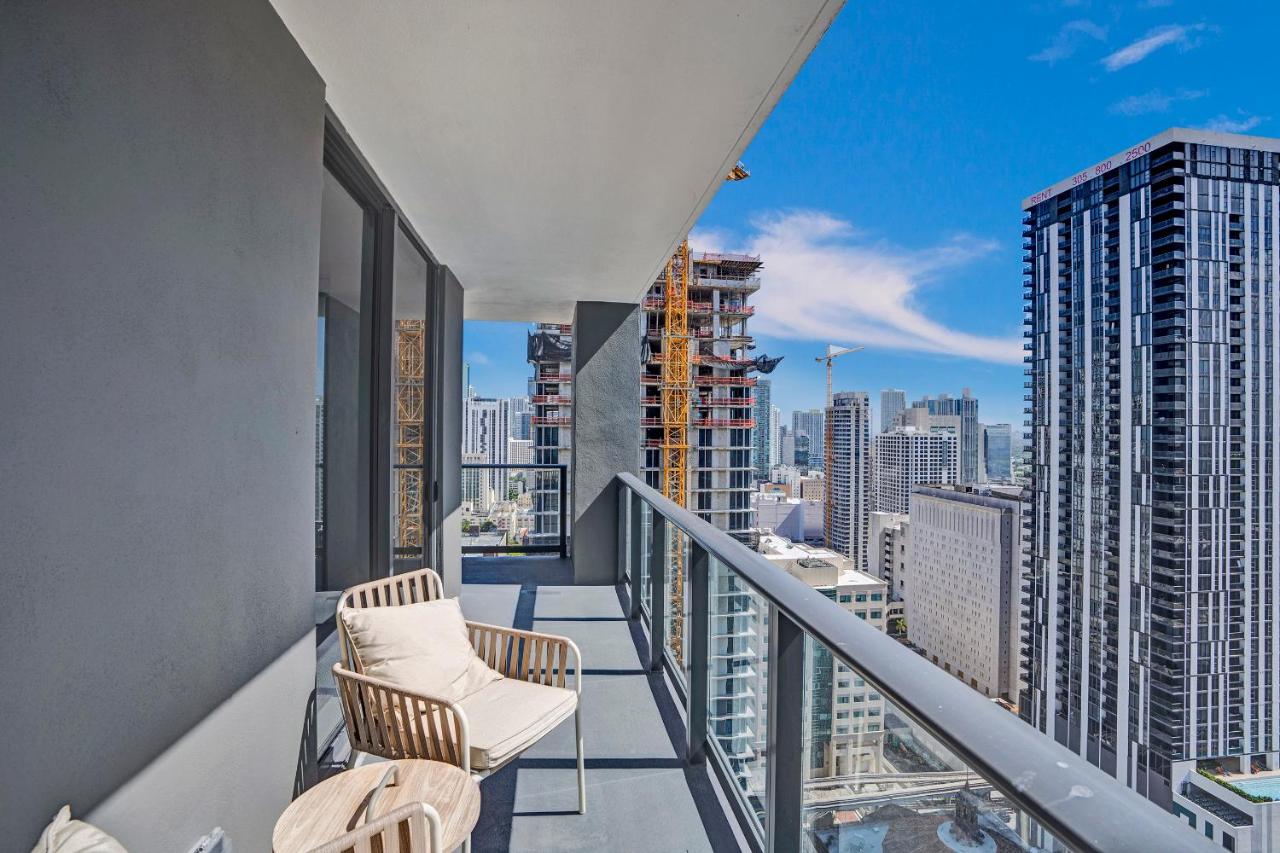 New 2-Bdrm Downtown Miami Apartment with Bay Vista