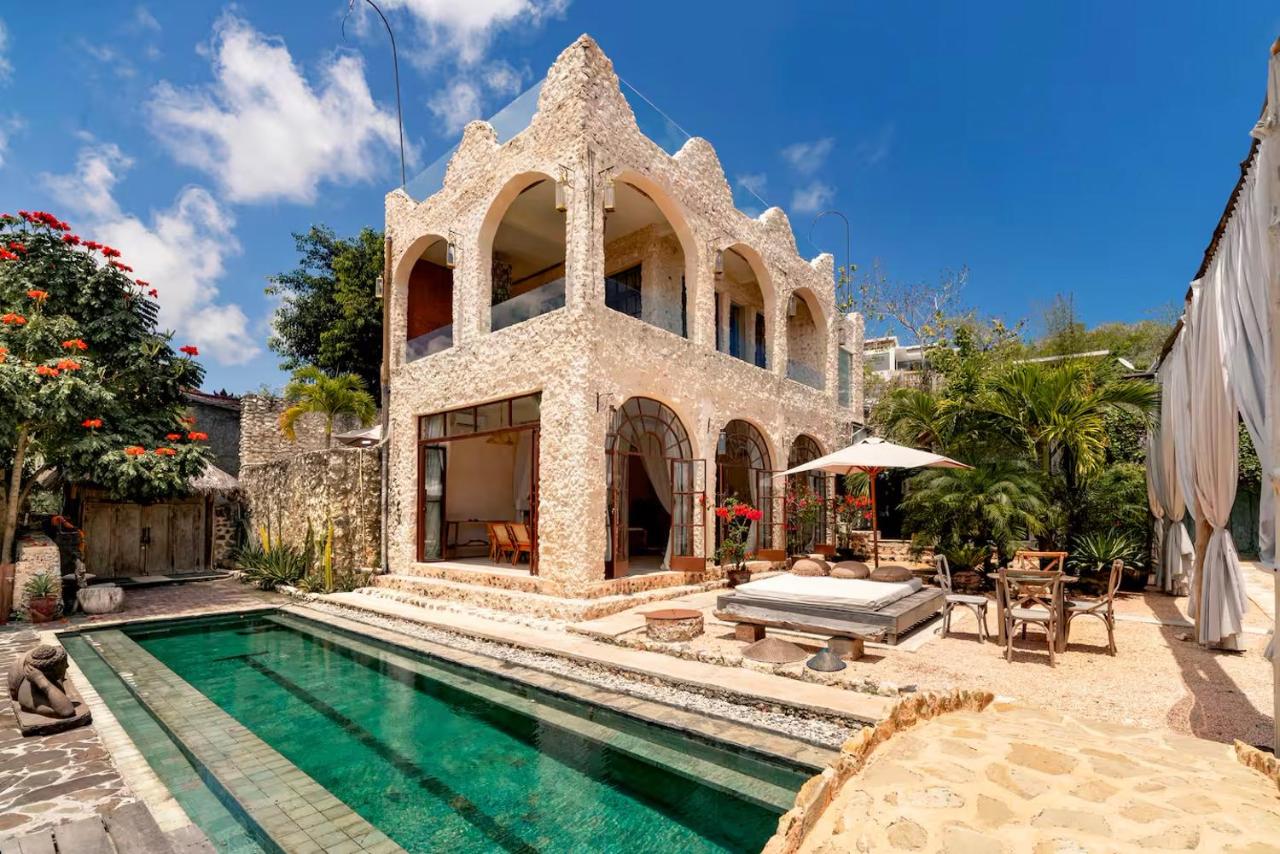 4 Bedrooms Villa by Toraja Bambu at Uluwatu Seaview 25 mts Pool - 4