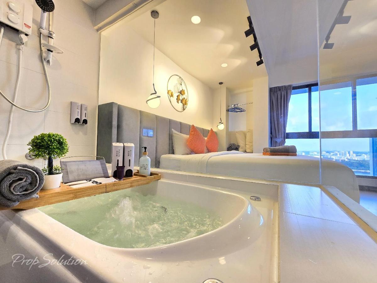 Loft Suite Seaview 2BR JB CIQ 7Pax - 3