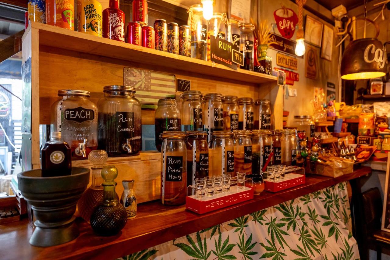 Vibes Hostel Bangkok - 5