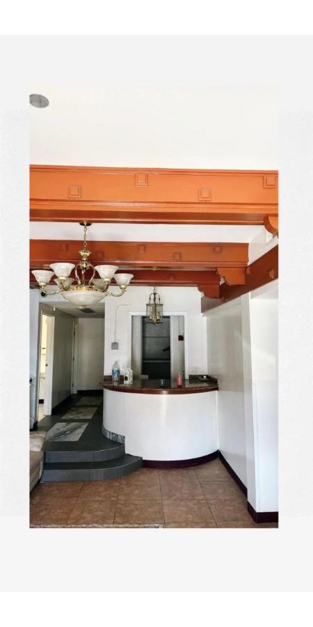 Van Nuys Downtown Paradise - 3