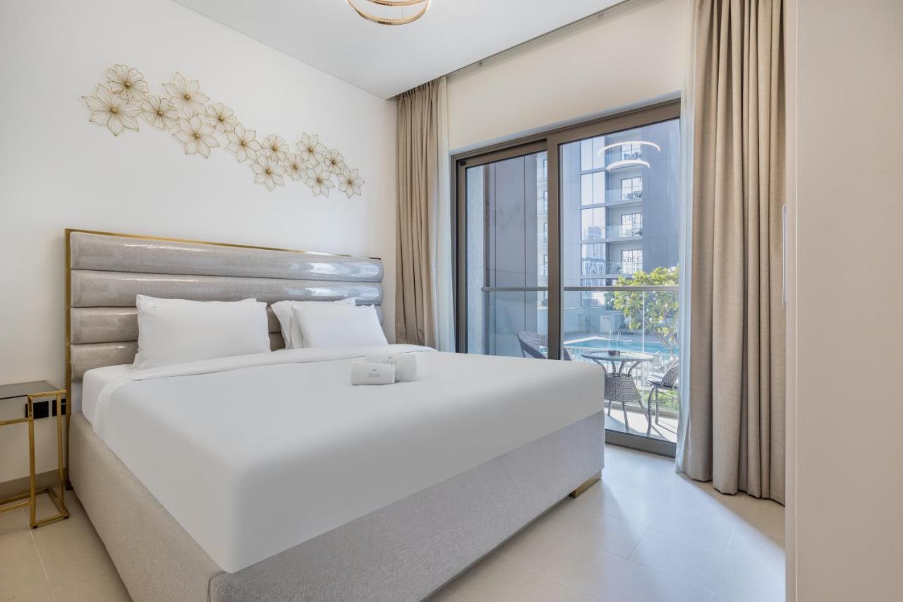 STAY BY LATINEM Luxury 1BR Holiday Home CV B207 near Burj Khalifa - 2