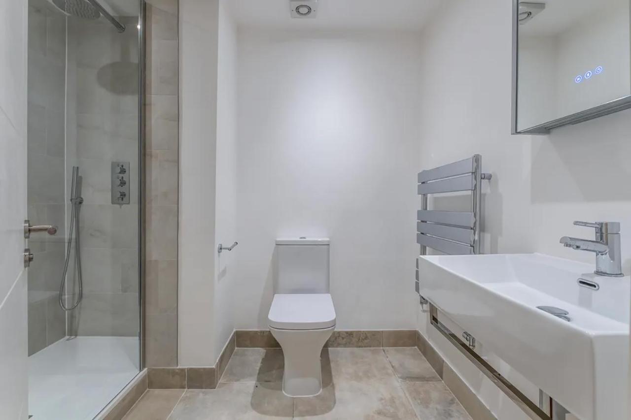 The Devonshire Residence - 5