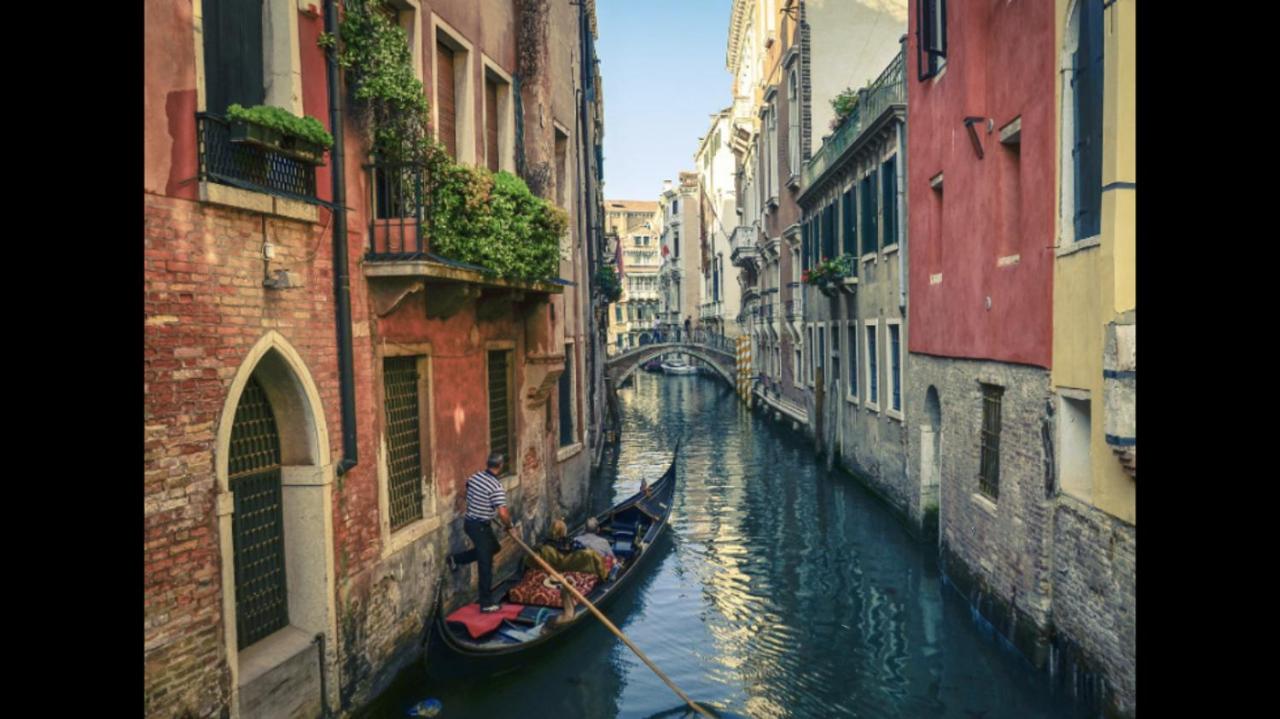 B&B Al Teatro with canal view - 4