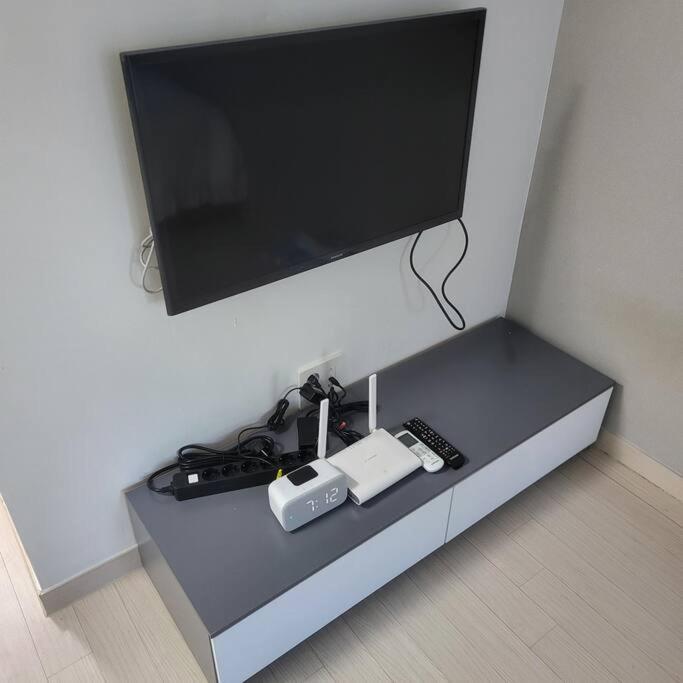 2608 # Gangnam Urban Vogue Suites#Sinnonhyeon Stn Exit 9, 1-min #Top-rated Unit # All-New Furniture & Peaceful Vibe - 5