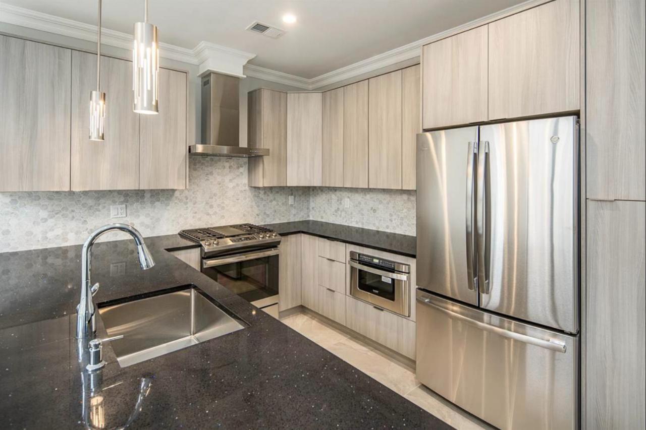 Charles Peak Condo - JC Heights - 3