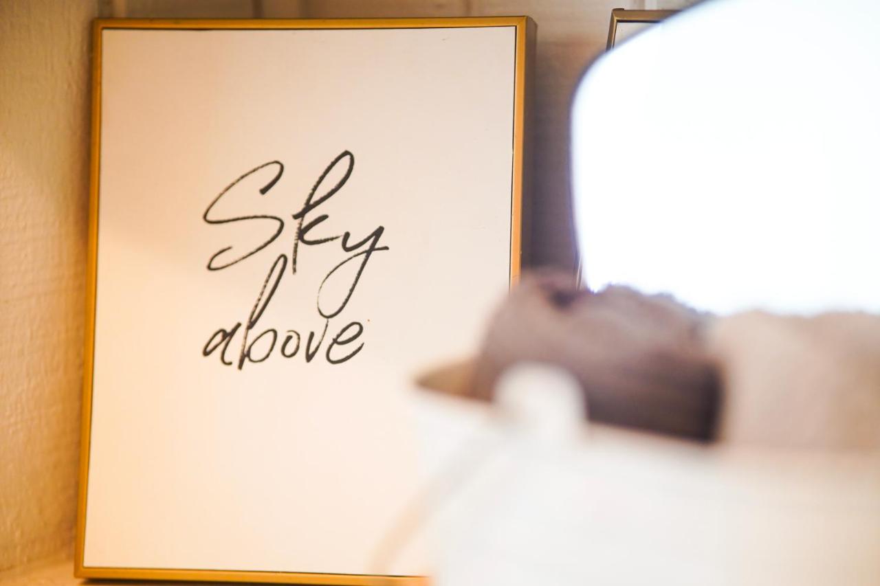 Tropical Cottage in Prime Airport Area - 3