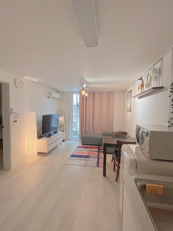 The first Hongdae stay - 5