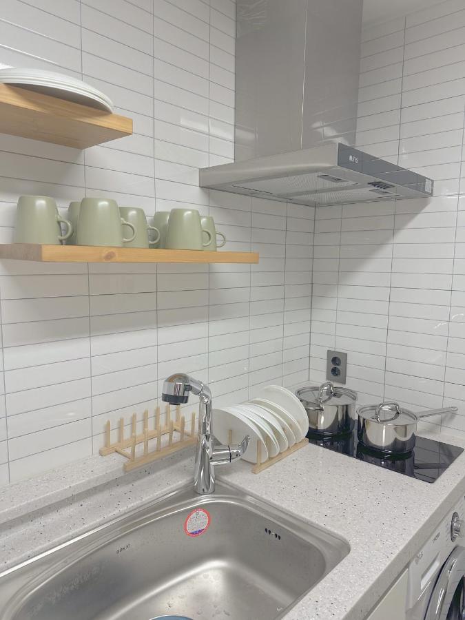 The first Hongdae stay - 3