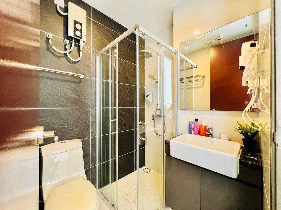 Country Garden Danga Bay Lovell by R9 HomeStay - 3