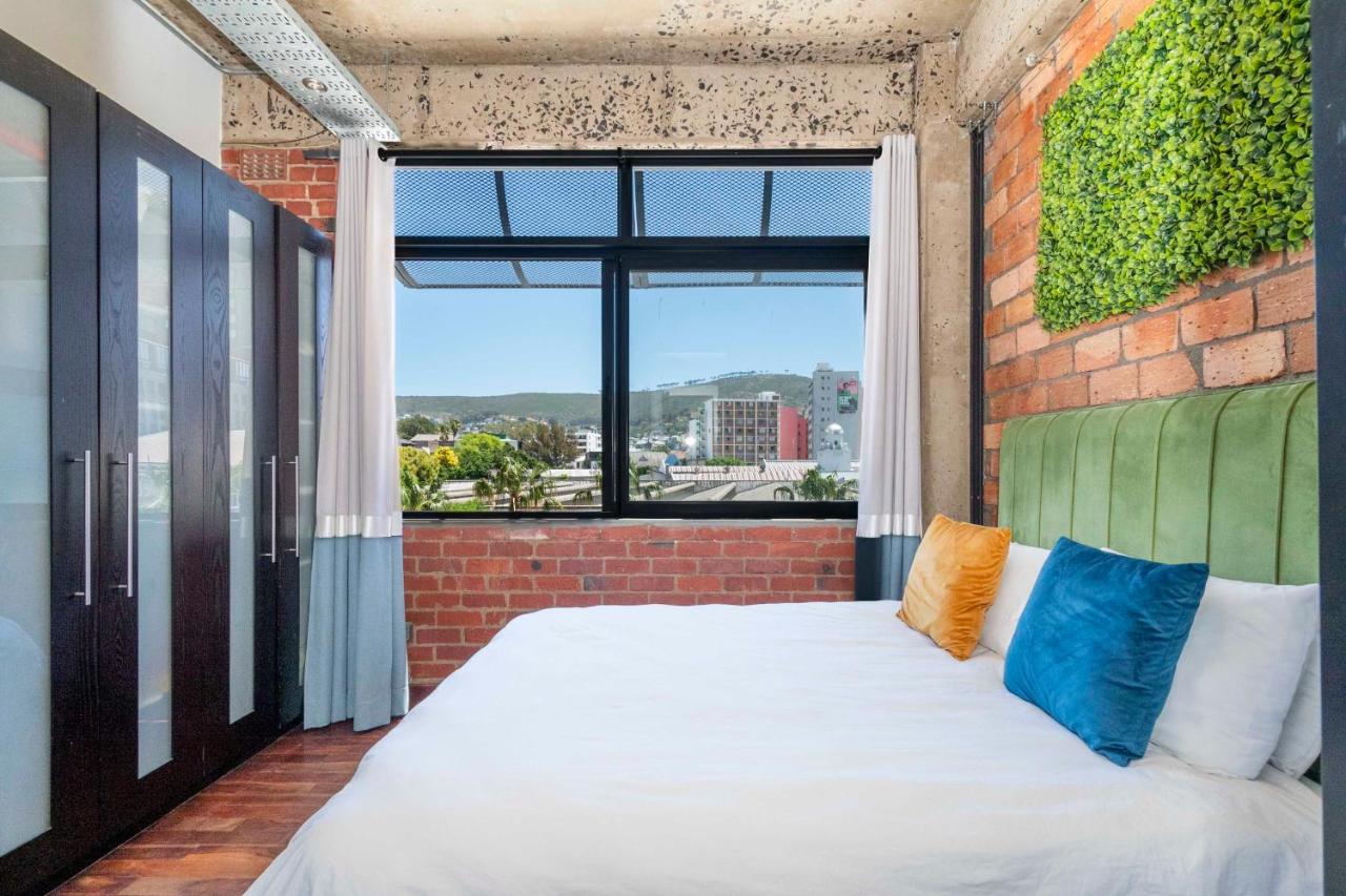 Manhattan-style 2-bedroom apartment - 3