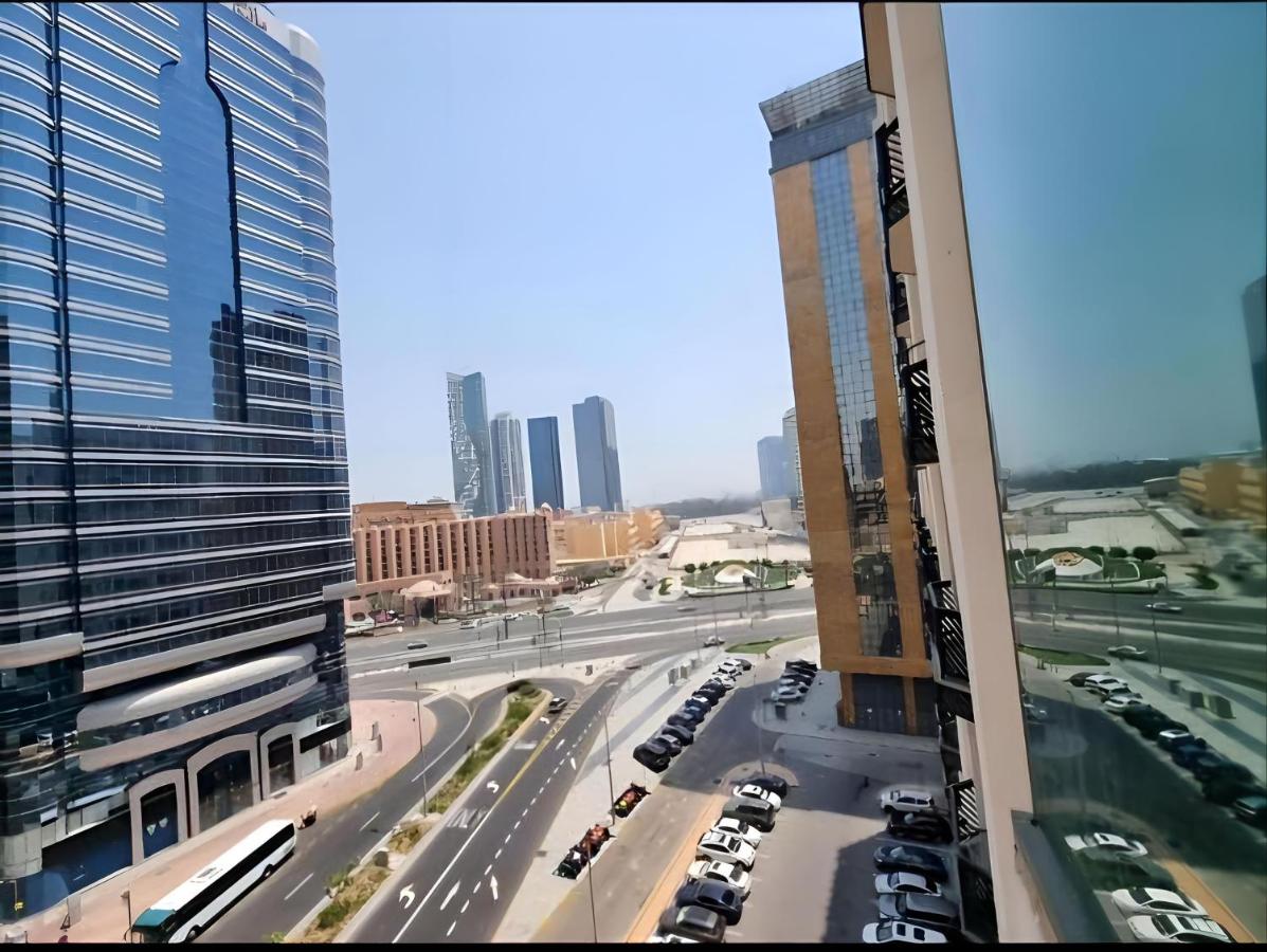 Sea View Stay Abu Dhabi - 5