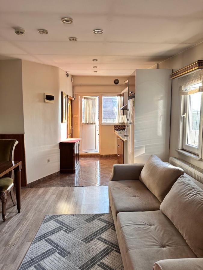 taksim white family suites